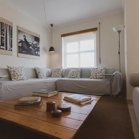 Apartment Wavecatcher